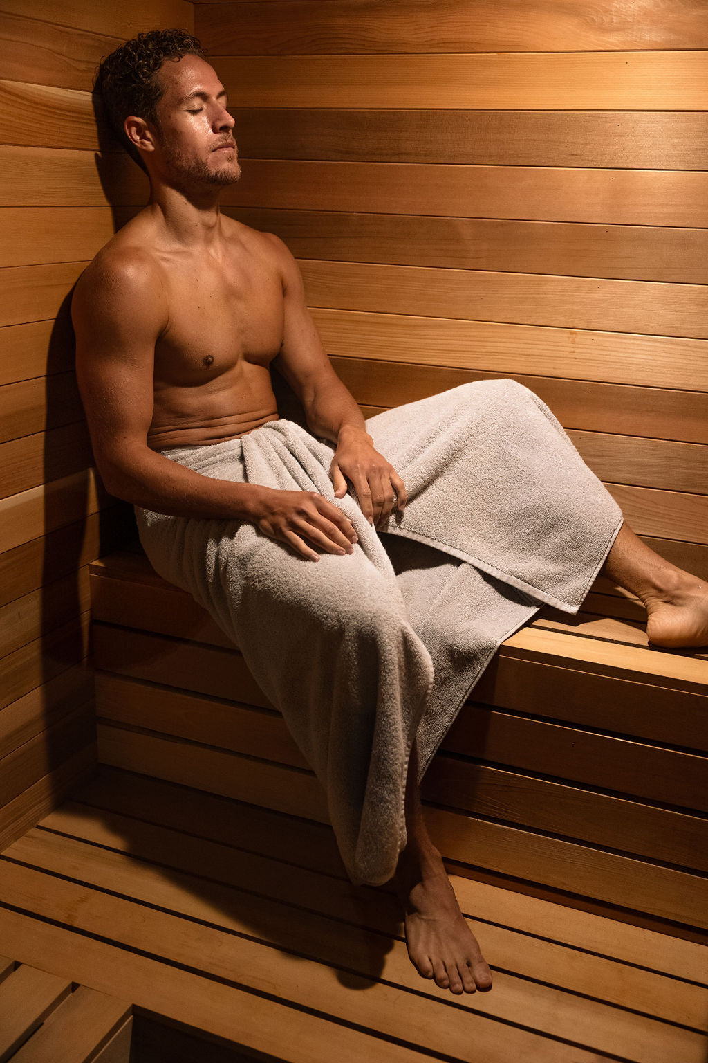 The Slate Towel-big bath towel-Turkish towel-man wearing bath towel in the sauna